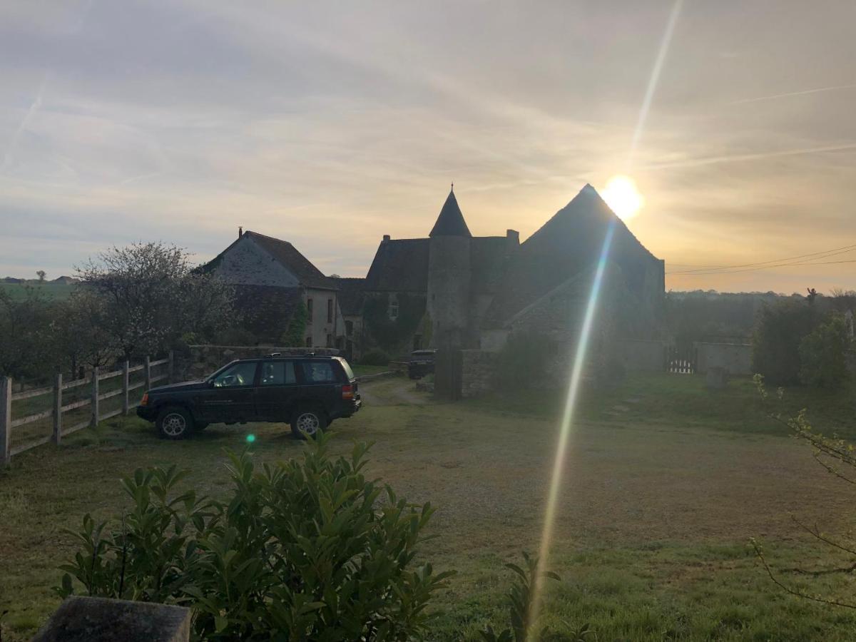 Chateau Mareuil Brigueuil-le-Chantre Buitenkant foto