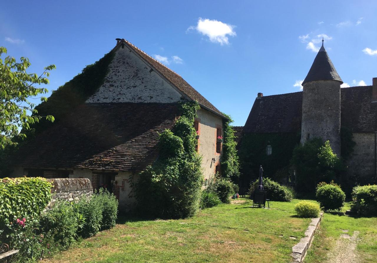 Chateau Mareuil Brigueuil-le-Chantre Buitenkant foto